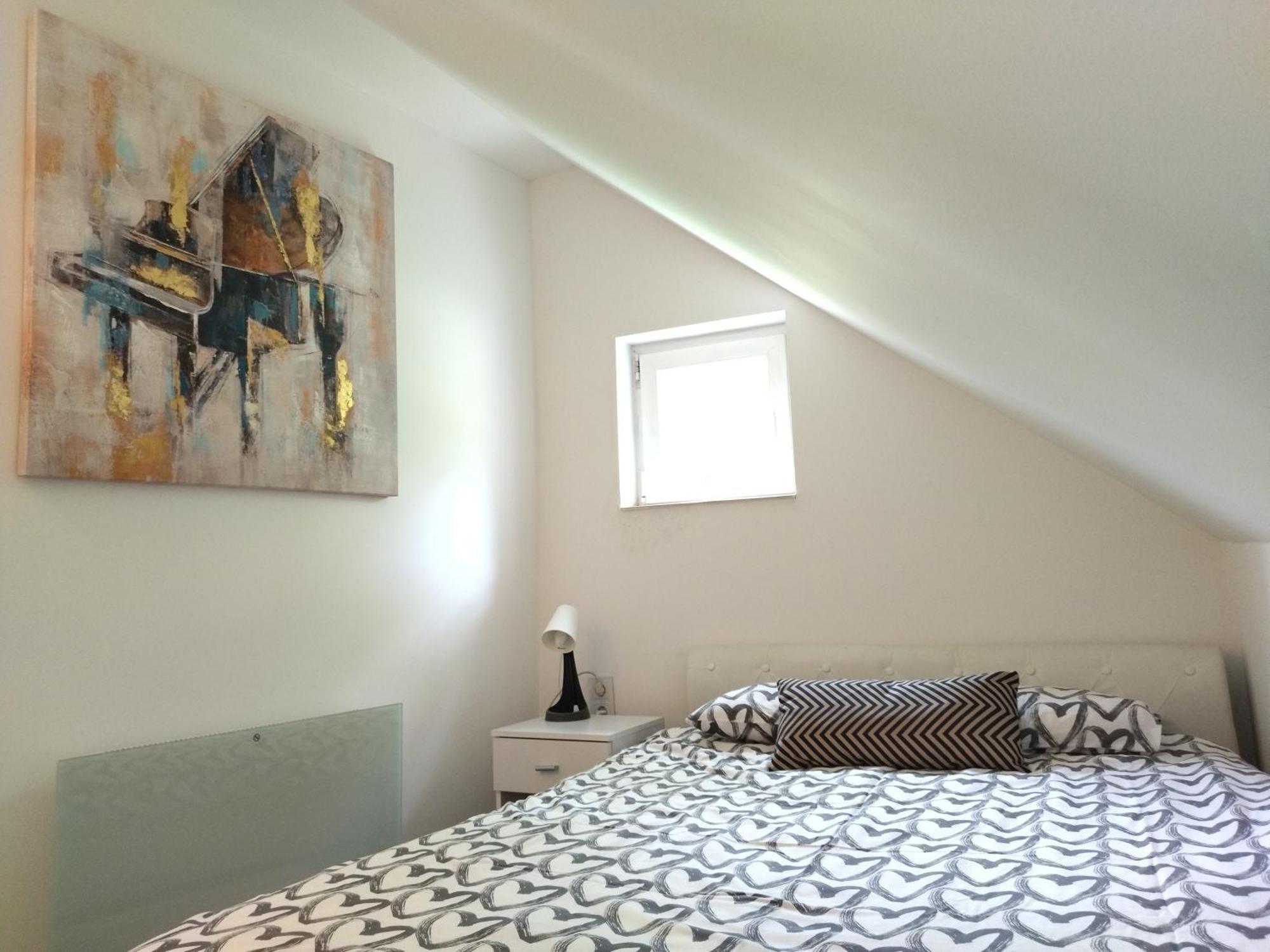 Sitar Apartment *